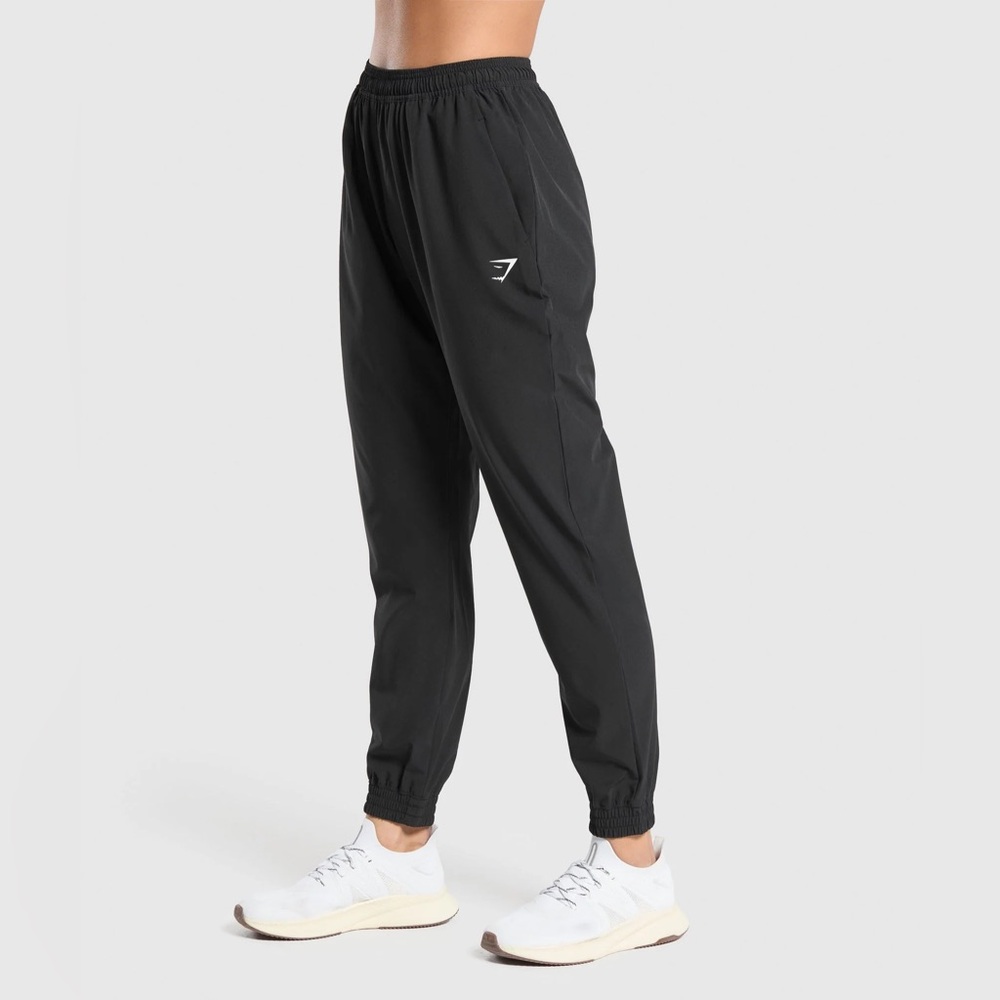 Women’s Gymshark Training Woven Joggers